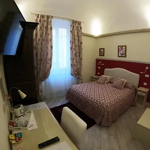 ** Frühstückspension Five Roses Italien