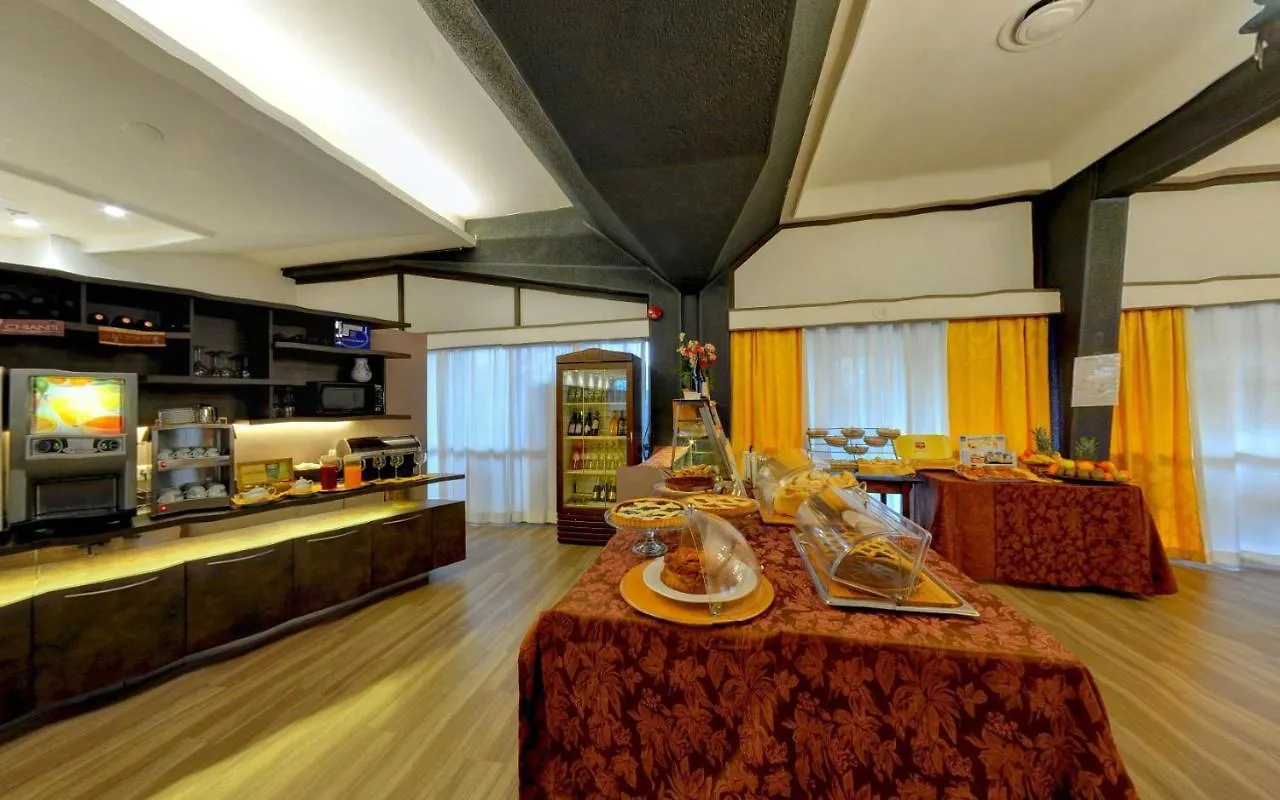 Ai Ronchi Motor Hotel Brescia 4*,  Italy